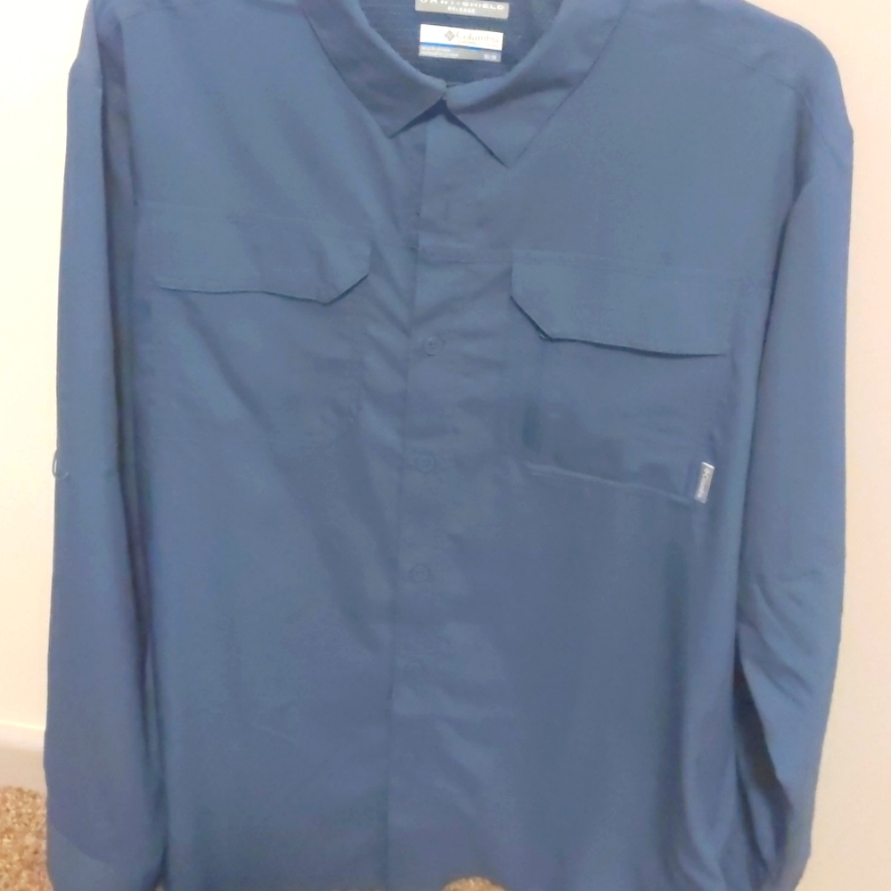 NWOT Columbia shirt
